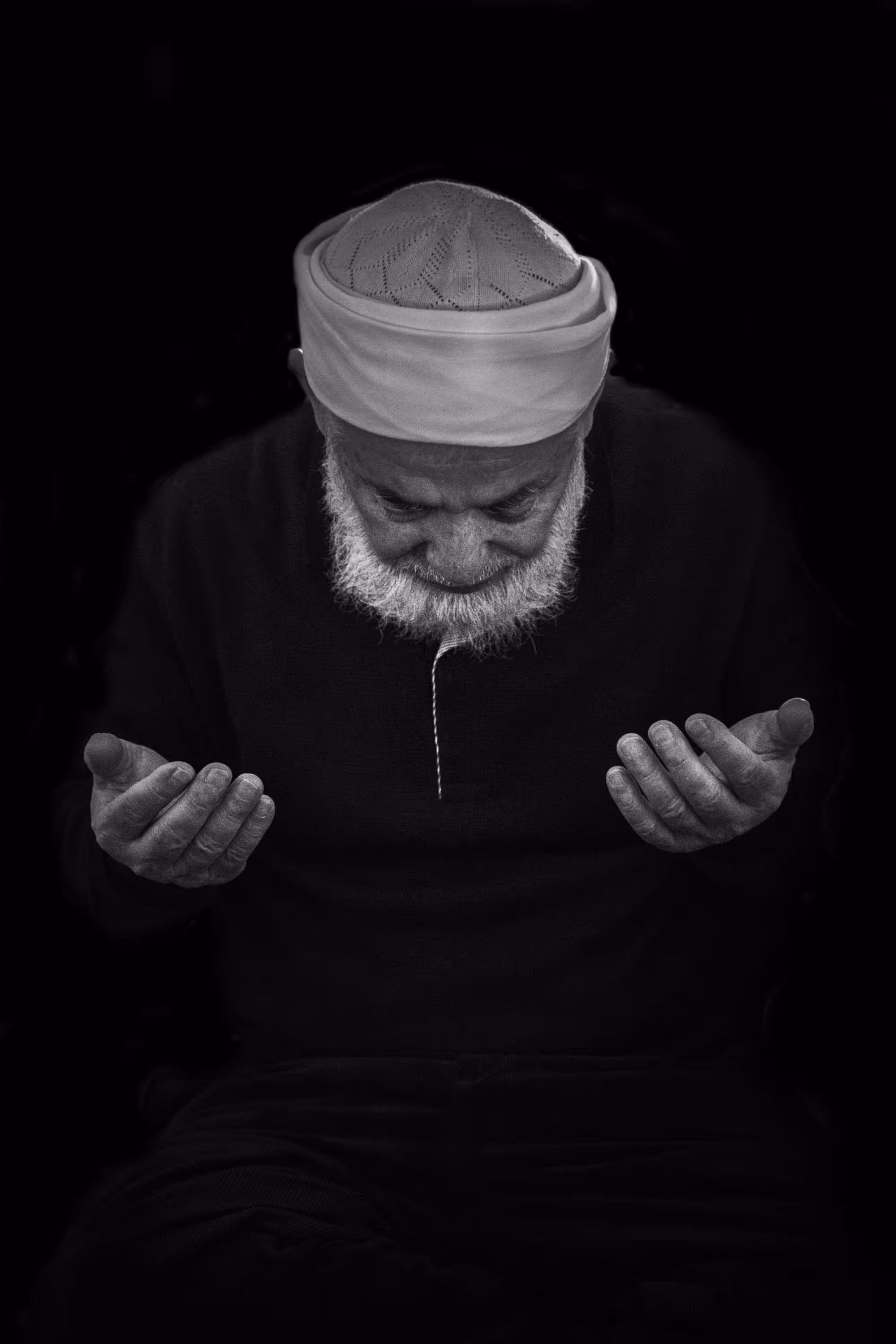 Bedürfitger Imam in Marokko mit hohen Schulden