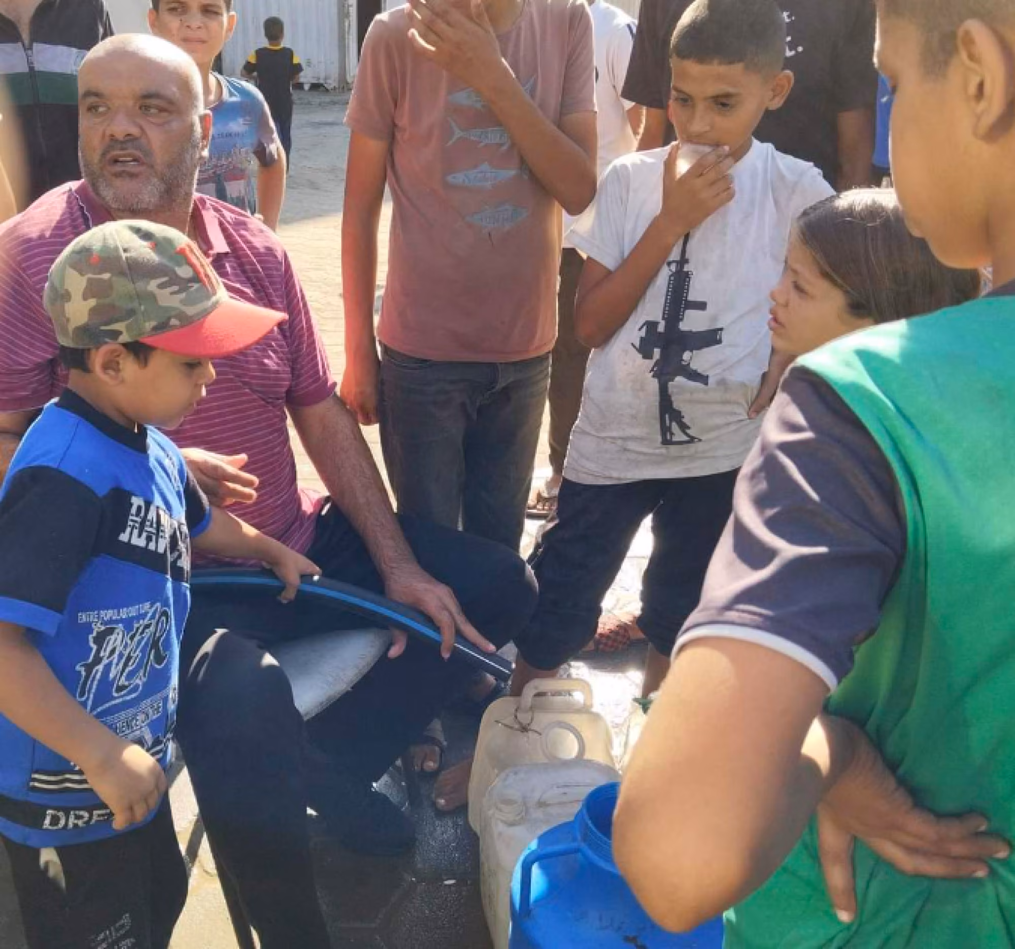 Trinkwasser- und Nahrungsversorgung für Gaza
