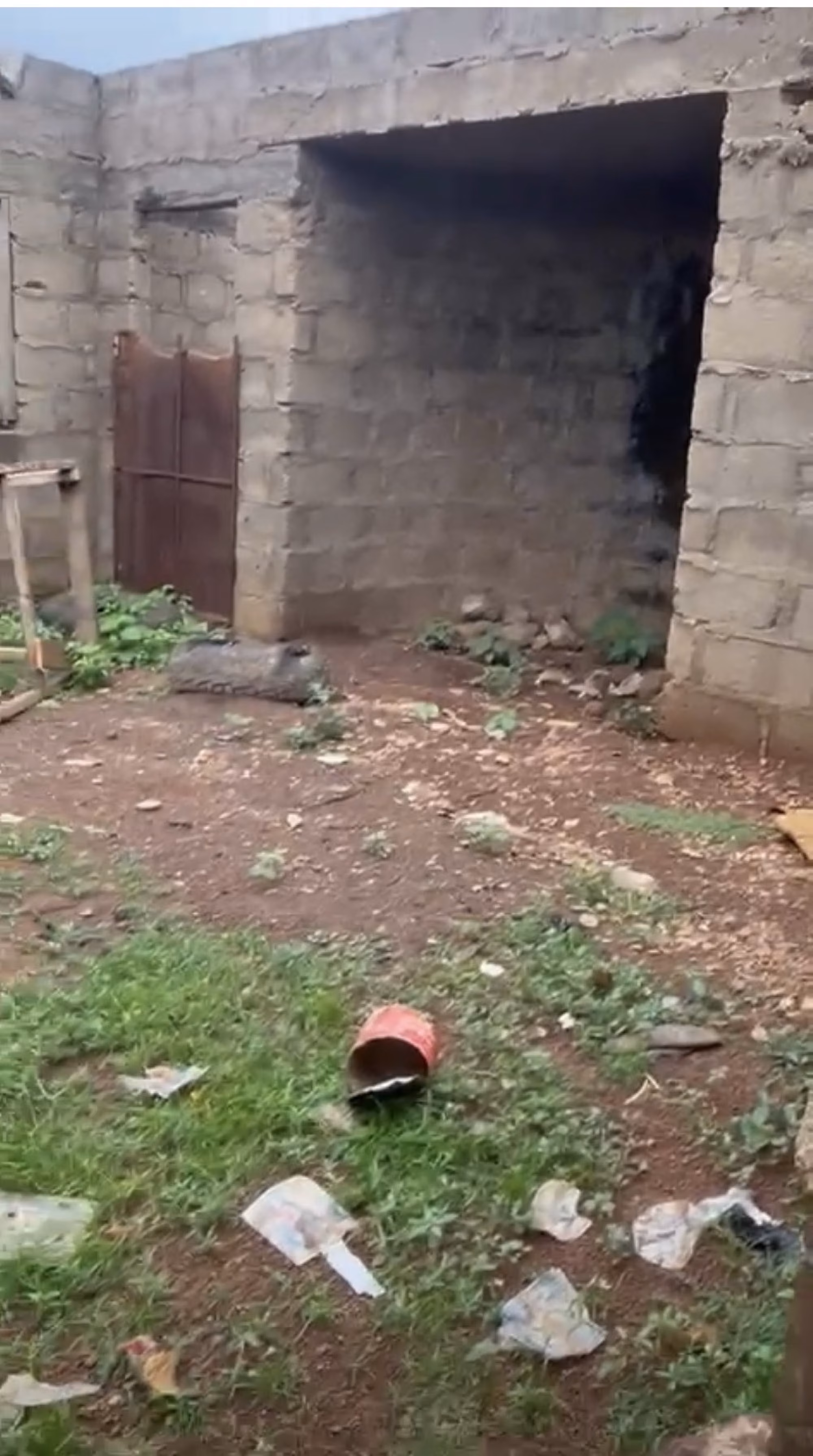 Vor Ramadan: Wiederaufbau der einzigen Moschee in einem Dorf in Ghana