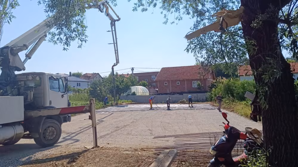 Moschee in Dardana, Kosovo