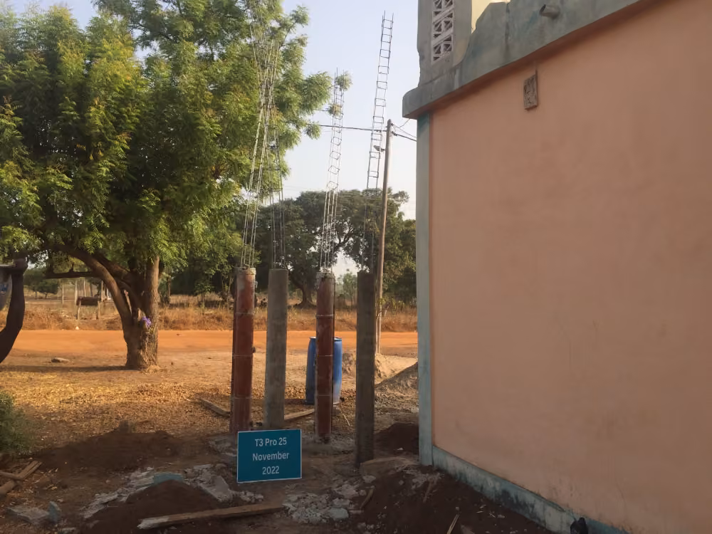 Ein Brunnen und eine Wudustelle  für eine Moschee in Togo