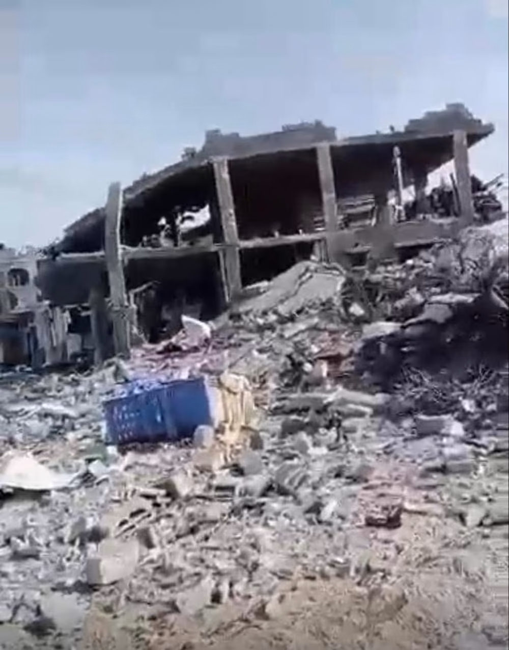 Emergency Help for My Family from Gaza / Hilfe für meine Familie aus Gaza