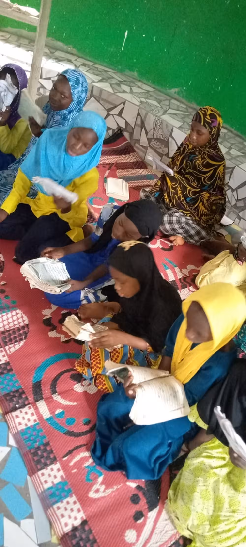 Waise lernt Qu’ran auswendig: Besonderen, ehrenvollen Iftar im Ramadan ermöglichen (Gambia)