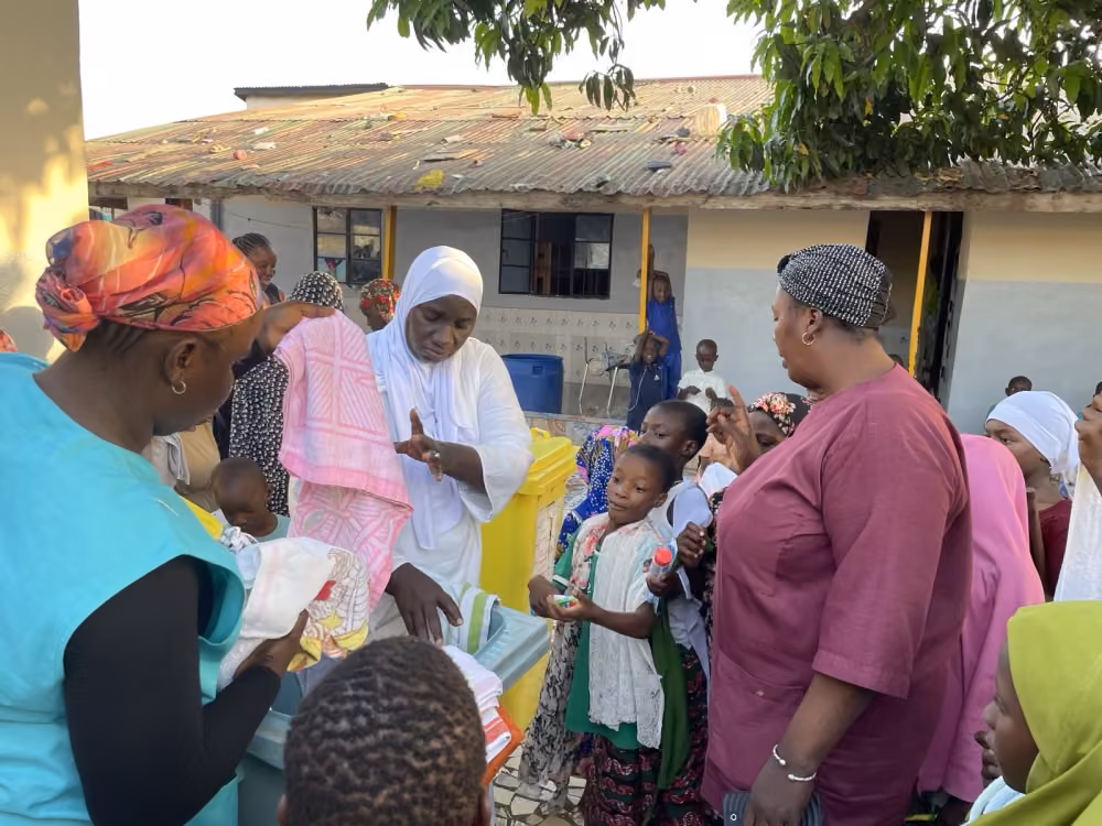 Waisen in Gambia: Lebensmittelsicherheit im Ramadan sichern
